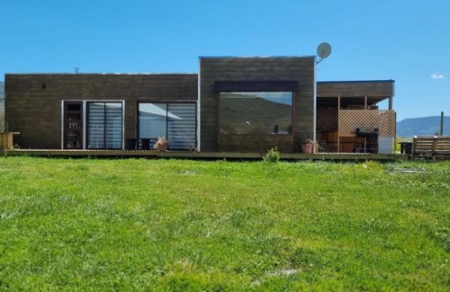 Machali Apartment | Pet-Friendly Alto Chacayes with Pool and Family Amenities
