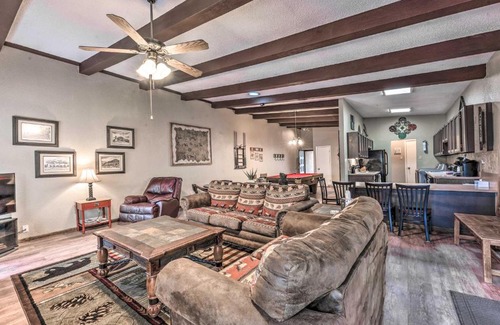 Alto Apartment | Charming Alto Condo with Deck Near Ruidoso Winter Park