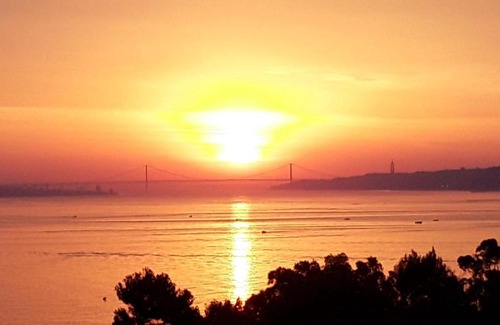 Oeiras Apartment | Scenic Alto da Barra 186E with Parking & Sea Views