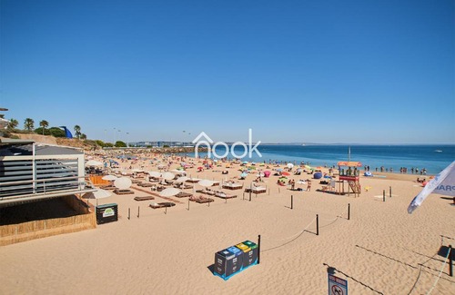 Oeiras Apartment | Scenic Alto da Barra 186E with Parking & Sea Views