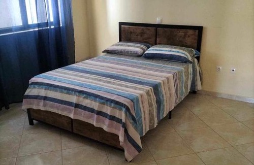 Tarrafal de Sao Nicolau House | Family-Friendly Alto Fontainha: Your Budget Escape Awaits
