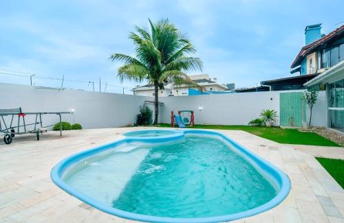 Ingleses Centro House | Exclusive Stay with Private Pool at Ingleses Resort