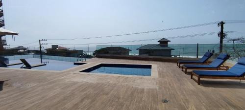 Itacolomi Apartment | Oceanfront Retreat: 4-Star Escape with Beto Carrero Views