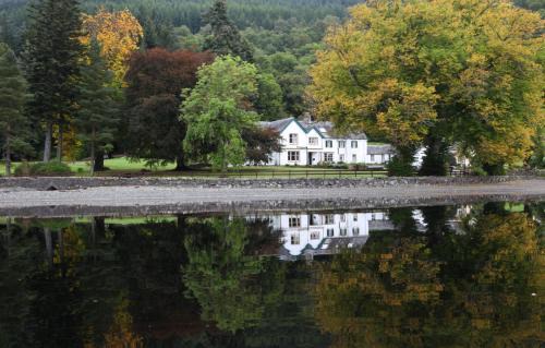Kinlochard Bed & Breakfast | Elegant Altskeith Country House with Ocean Views & Hot Tub