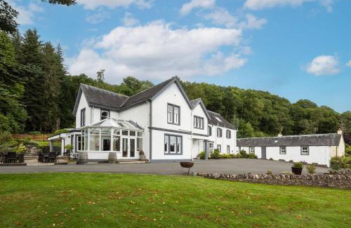 Kinlochard Bed & Breakfast | Elegant Altskeith Country House with Ocean Views & Hot Tub