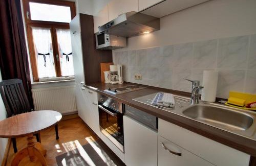 Innenstadt Apartment | Discover Altstadt Appartements: Perfect for Families & Pets