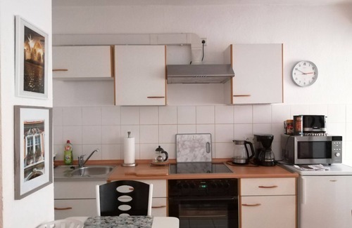 Altstadt Apartment | Experience Altstadtglück: Family-Friendly with Spa & Hot Tub
