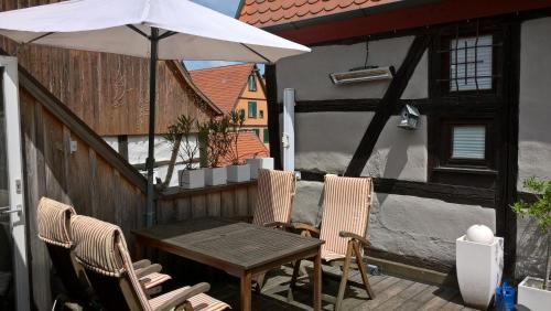 Altstadt House | Discover Altstadthaus Dinkelsbühl: Pet-Friendly Retreat