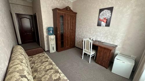 Petropavlovsk Hotel | Discover Comfort at Altyn Adam Hotel with Pool & Breakfast