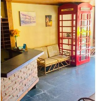 Vargem Alta House | Ideal Group Hotel with Pool and Pet-Friendly Options