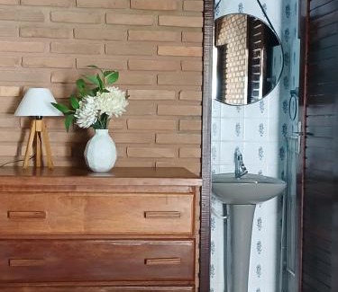 Praia do Frances Apartment | Cozy Rooms at Praia do Francês with Family-Friendly Perks