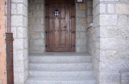 Villacastin Cottage | Alval House: Perfect Retreat for 23 with Private Pool