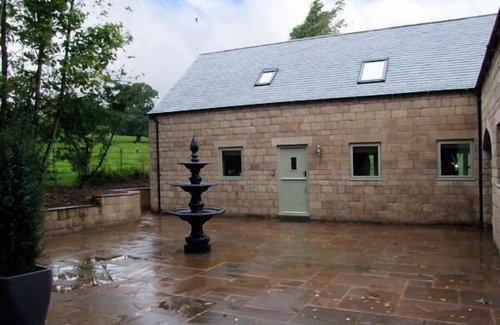 Farley Cottage | Discover Alveton: A 10/10 Family-Friendly Retreat