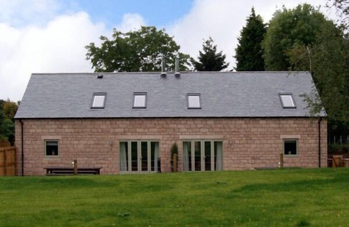 Farley Cottage | Discover Alveton: A 10/10 Family-Friendly Retreat