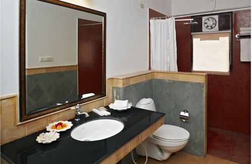 Alwar Hotel | Guest Rated: Alwar Bagh Sariska with Pool & Spa Amenities
