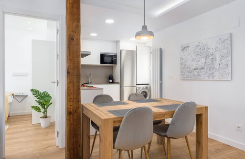 San Sebastian Centro Apartment | Discover Always Easy I Apata: Oceanfront Bliss Awaits