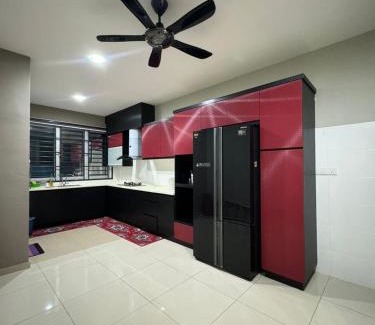 Kluang House | Family-Friendly Stay at Alyssa Sofea Homestay Kluang