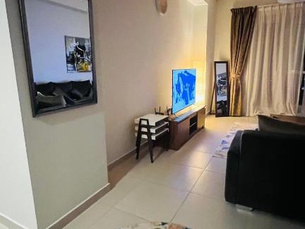 Dubai Apartment | Highly Rated Alzomoroda Apartment - Family Friendly & Accessible