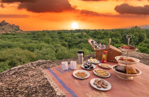 Ghanerao Villa | Elegant Amã Stays & Trails Abhay Manor with Pool and Pets