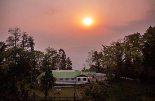 Kurseong Villa | Elegant Stay at Amã Stays & Trails Makaibari Bungalow