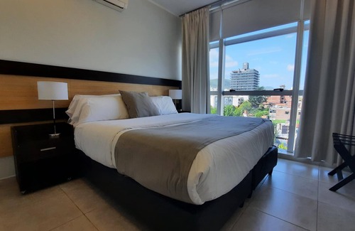 Villa Carlos Paz Hotel | Experience Amérian Carlos Paz Apart & Suites with Pool Access