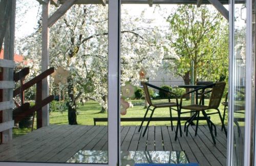 Kreideberg Apartment | Family-Friendly Am Apfelgarten Apartments with Parking