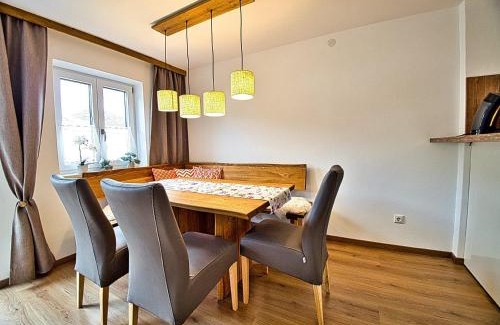 Oberschonau Apartment | Discover Am Bruckenstüberl: 4-Star Pet-Friendly Retreat