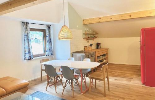 Rabenstein Apartment | Explore Am Kaisersteig: Pet & Child Friendly Retreat