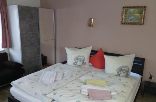 Thiergarten Hotel | Pet-Friendly Retreat at Am Mühlteich with Breakfast Included