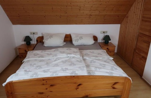 Wesenberg Apartment | Relaxing Retreat at Am Pälitzsee with Spa and Lake Views