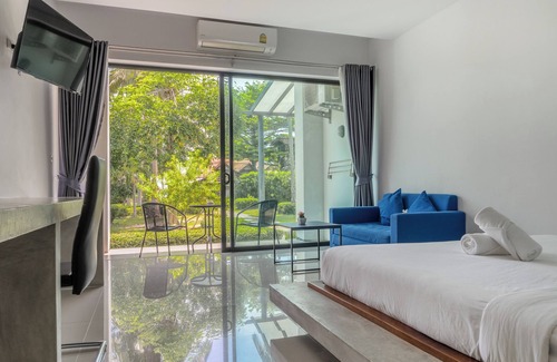 Taling Ngam Hotel | Experience Am Samui Resort: Poolside Paradise Awaits