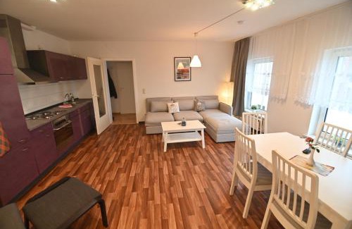 Schwerin Apartment | Explore Am Schloss 18: Pet-Friendly with High Guest Ratings