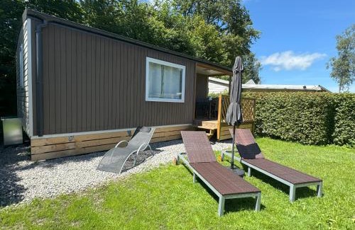 Seekirchen am Wallersee House | Oceanfront Retreat at Am See 90 - Rated 8.8 by Guests