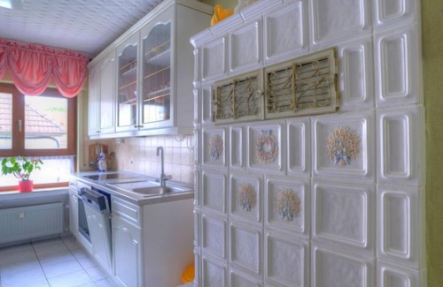 Schwalenberg Apartment | Pet-Friendly Retreat: Am Steintisch with Lake Views & Spa