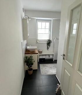 Seesen Apartment | Family-Friendly Stay at Am Steinway - Park: Rated 10/10