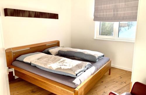 Weidach Apartment | Child-Friendly Retreat at Am Waldrand Weidach, Rated 9/10
