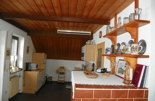 Schonlind Apartment | Experience am Weissenstädter See: Rated 10/10 & Family-Friendly