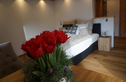 Ellmau House | Discover Am Wilden Kaiser Landhausstudios - Breakfast Included