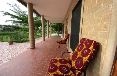 Batokunku House | Discover Ama Batokunku Resort: Family-Friendly Getaway