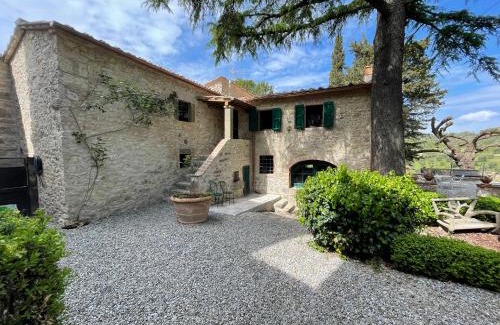Gaiole in Chianti House | Top-Rated Ama - La Casina with Oceanfront Dining