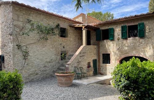 Gaiole in Chianti House | Top-Rated Ama - La Casina with Oceanfront Dining