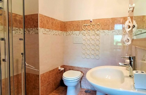 Tramonti Villa | Relaxing Retreat in Amalfi Coast Countryside with Jacuzzi