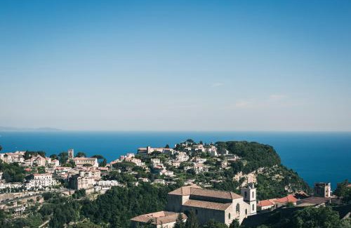 Scala House | Tranquil Amalfi Coast Holiday House with Oceanfront Pool