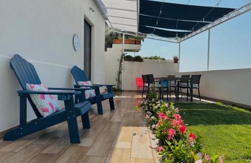 Scala House | Tranquil Amalfi Coast Holiday House with Oceanfront Pool