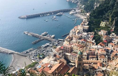 Pontone House | Elegant Amalfi Sea View with Breathtaking Oceanfront Access