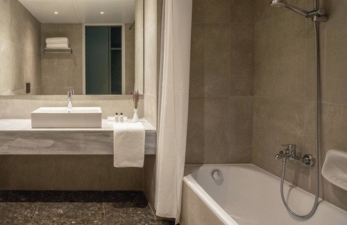 Delfoi Hotel | Discover Amalia Hotel Delphi: Eco-Friendly Retreat with Pool