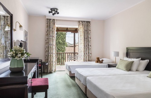Kalambaka Hotel | Discover Amalia Hotel Kalambaka: 4-Star Guest Favorite