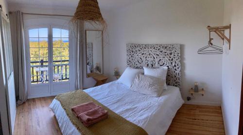Behobie Bed & Breakfast | Oceanfront Getaway at Amama Baita - Rated 9.6/10!