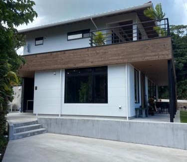 Tatsugo Apartment | Experience Amami 星空テラス with Oceanfront Dining