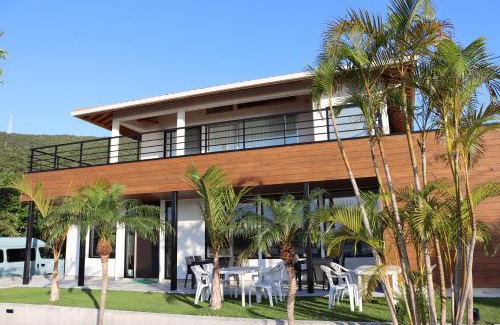 Tatsugo Apartment | Experience Amami 星空テラス with Oceanfront Dining